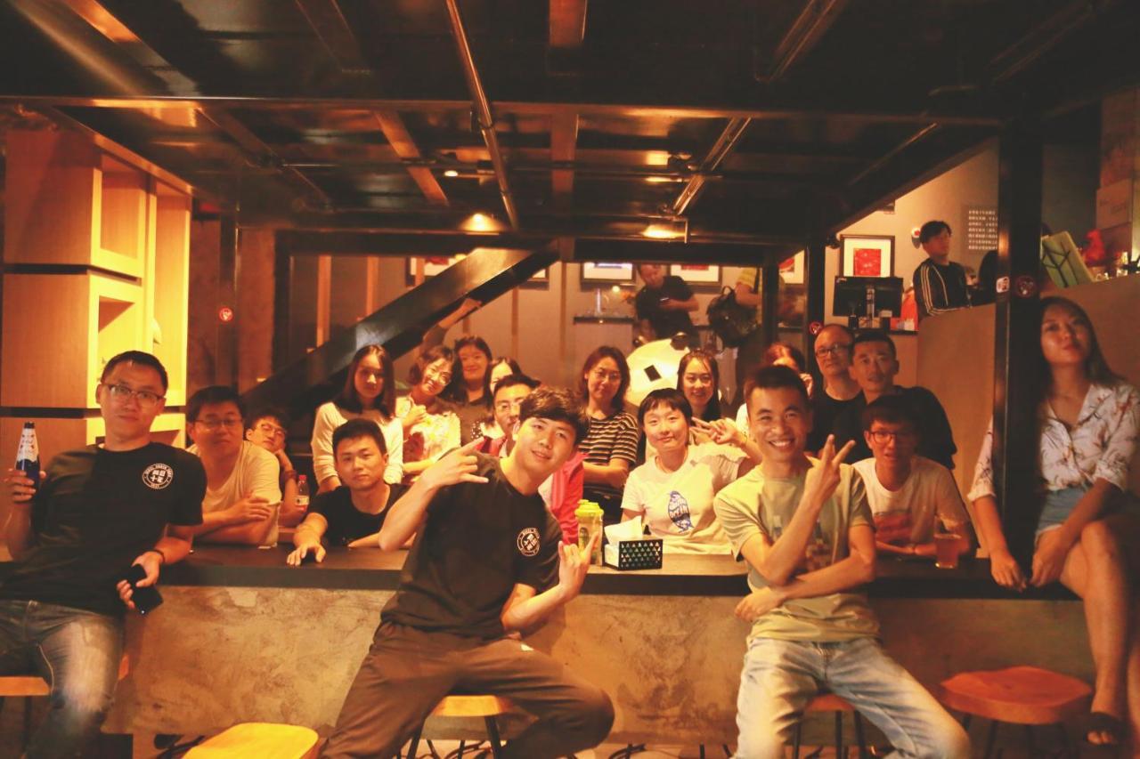 Chengdu Desti Youth Park Hostel Chunxi Road ภายนอก รูปภาพ