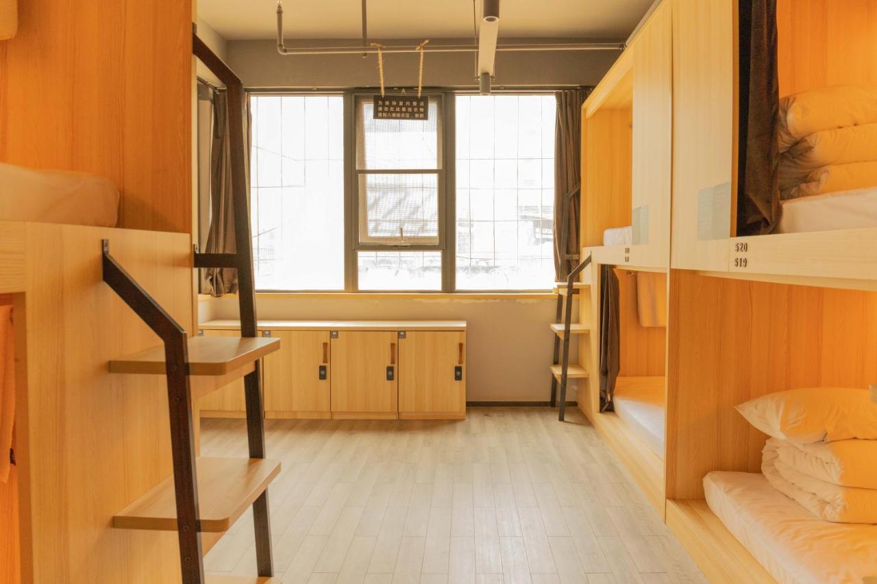 Chengdu Desti Youth Park Hostel Chunxi Road ภายนอก รูปภาพ